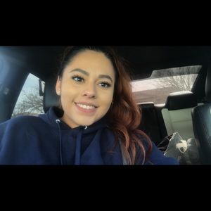 Meet your Posher, Emma